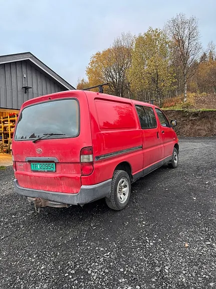 Toyota Hiace 2006 photo 5