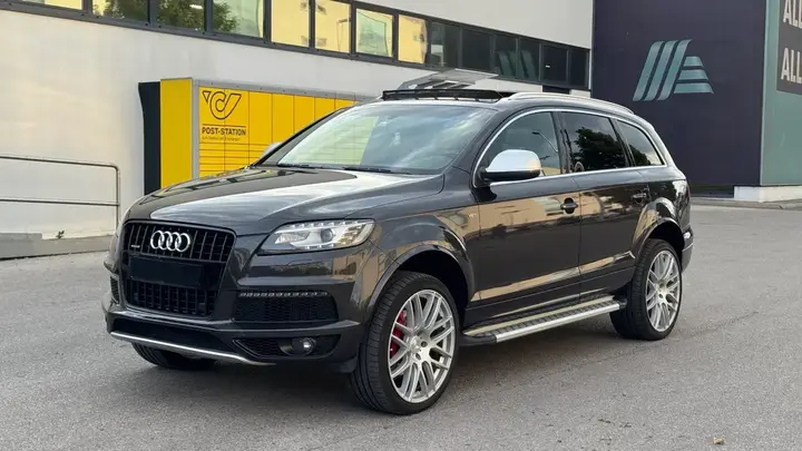 Audi Q7 2009 photo 2