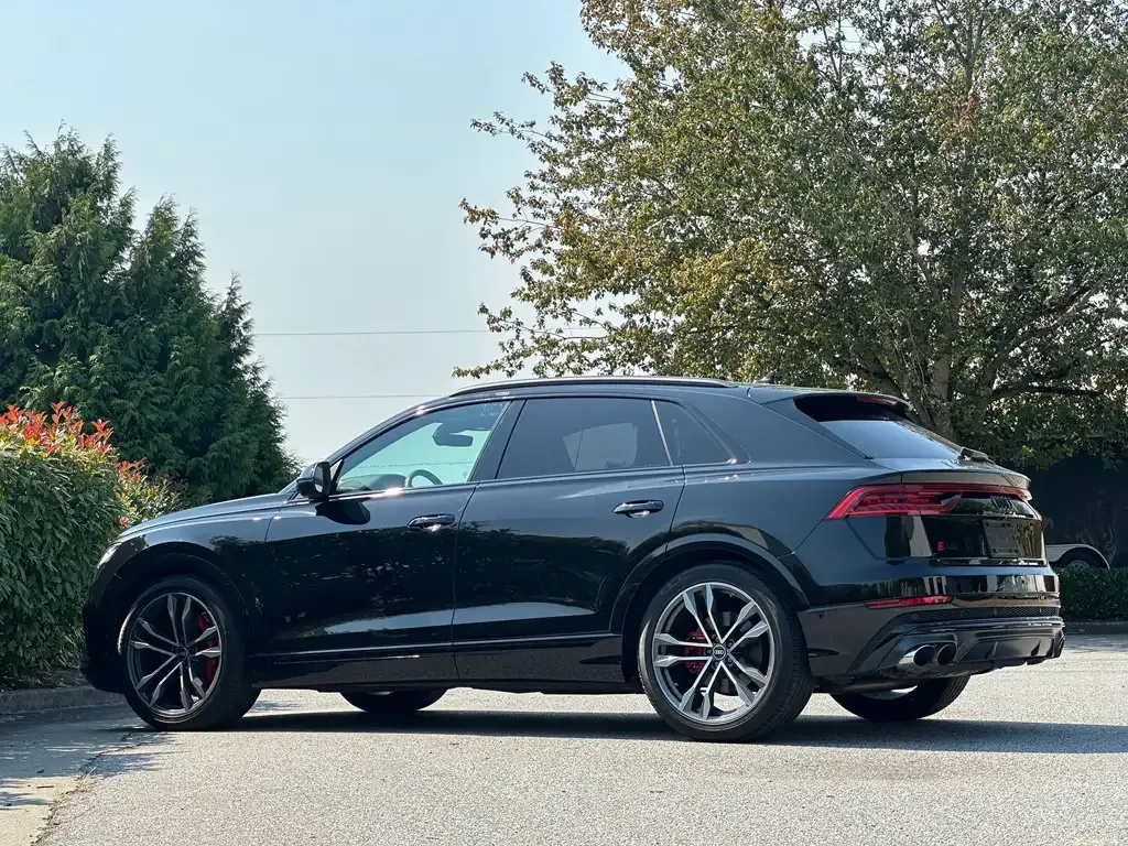 Audi Sq8 2023 photo 4