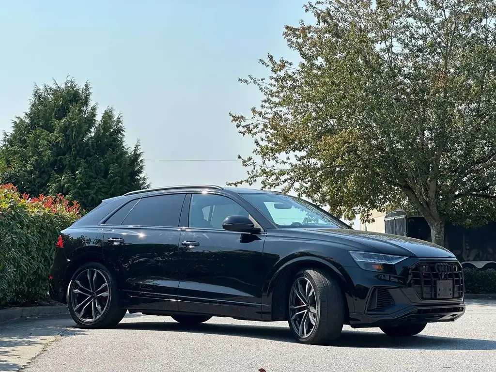 Audi Sq8