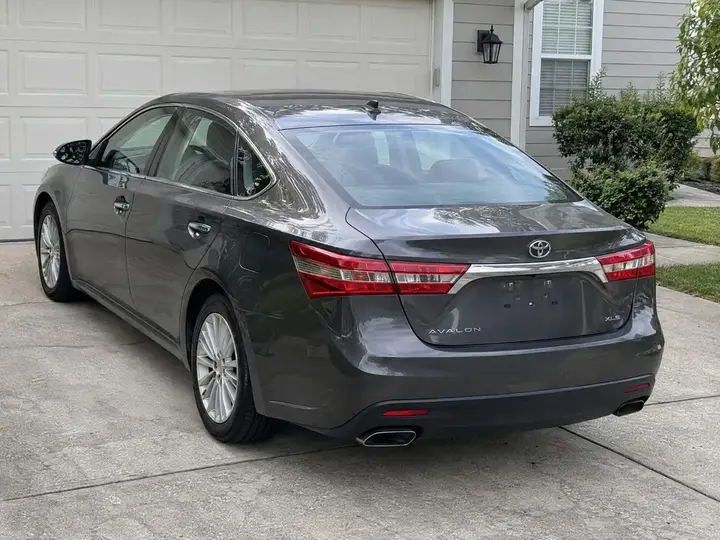 Toyota Avalon