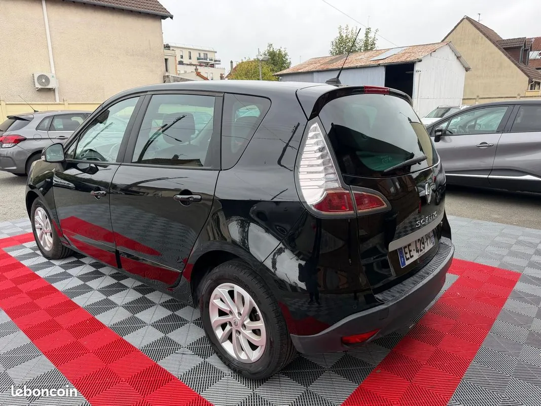 Renault Scenic 2016 photo 4