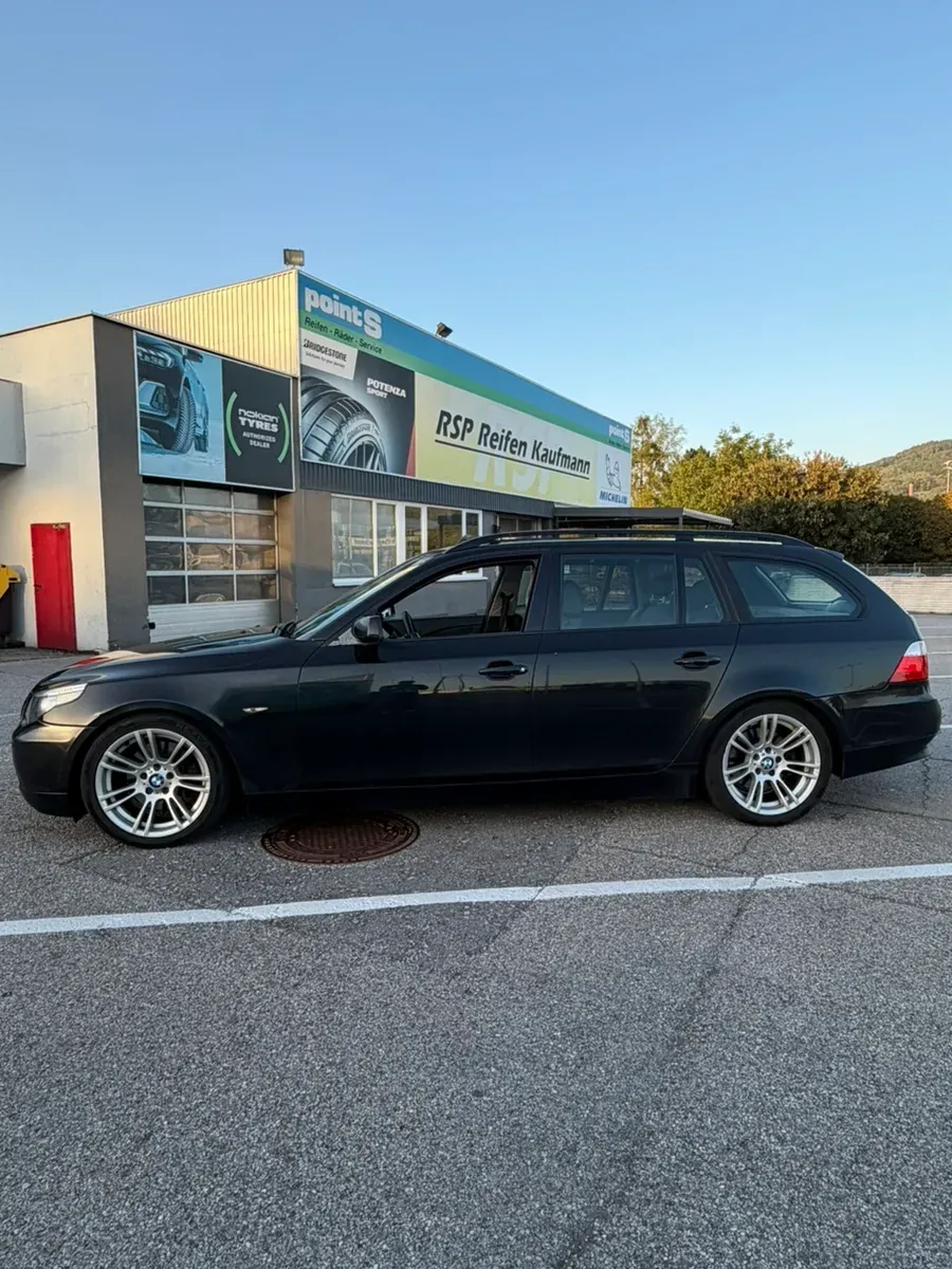 BMW 5 Series 2005 photo 3