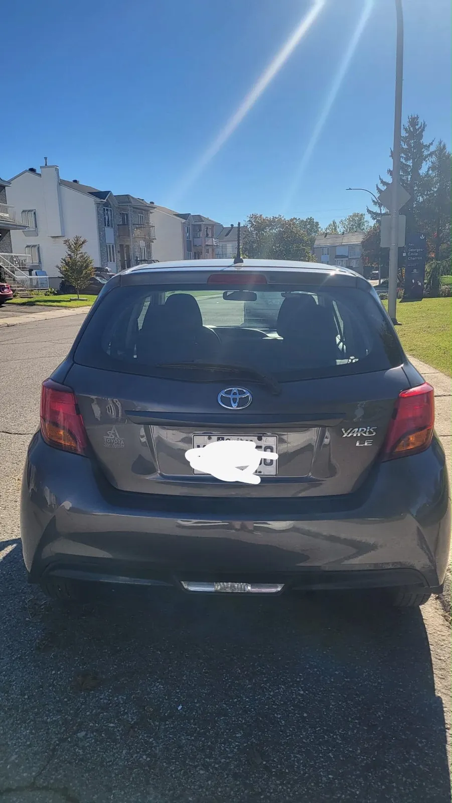 Toyota Yaris 2015 photo 2