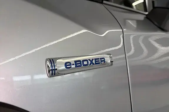 Subaru Xv 2020 photo 3