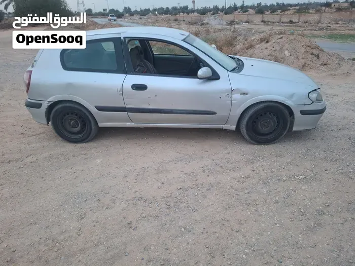 Nissan Almera 2005 photo 2
