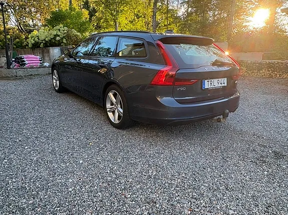 Volvo V90 2018 photo 2