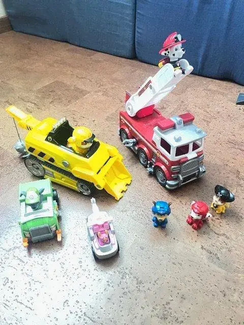 Paw Patrol Jungle Pups Rubble Rhino Fire Truck