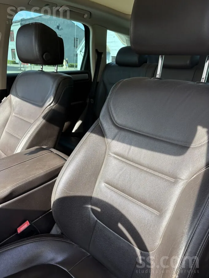Volkswagen Touareg 2011 photo 5