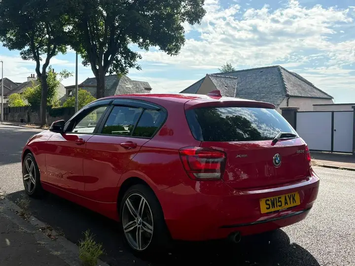 BMW 1 Series 2015 photo 2