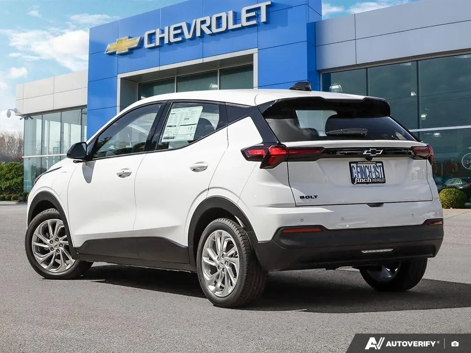 Chevrolet Bolt 2027 photo 4