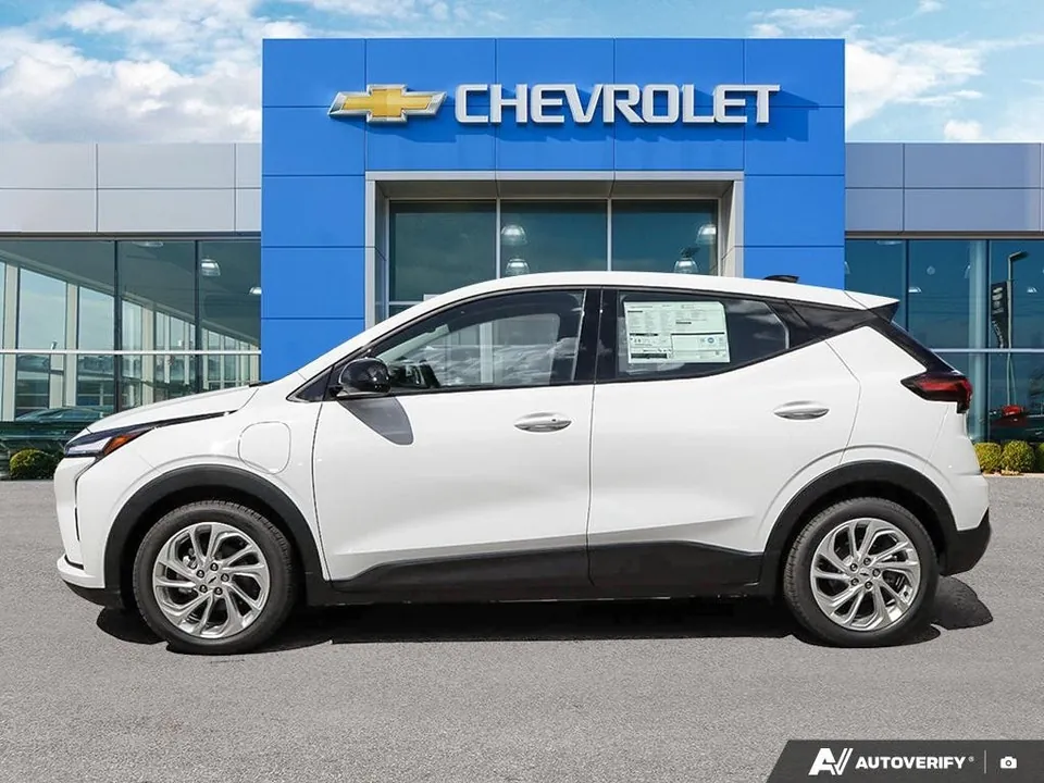 Chevrolet Bolt 2027 photo 3