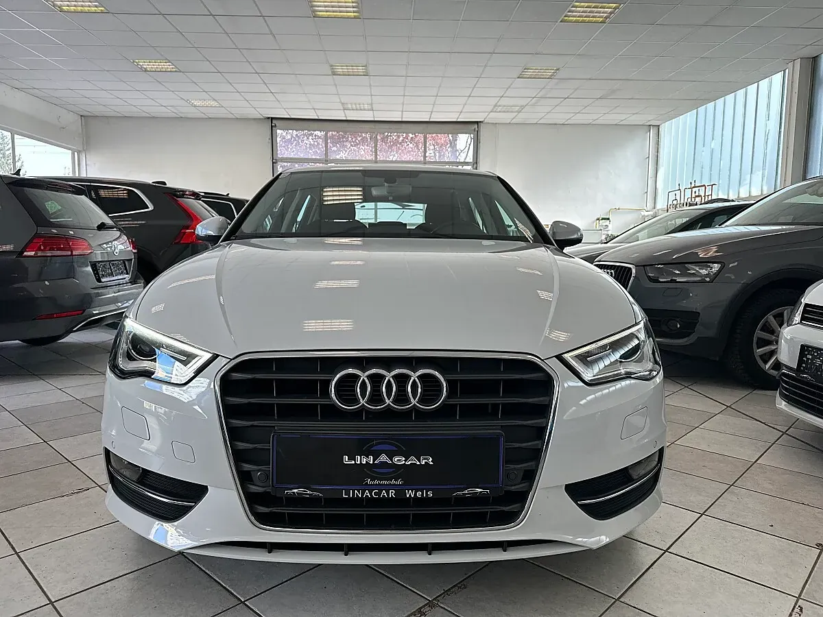 Audi A3 2016 photo 2