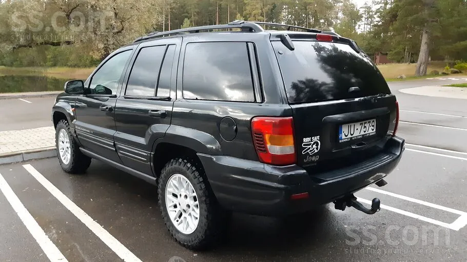 Jeep Grand Cherokee 2004 photo 2