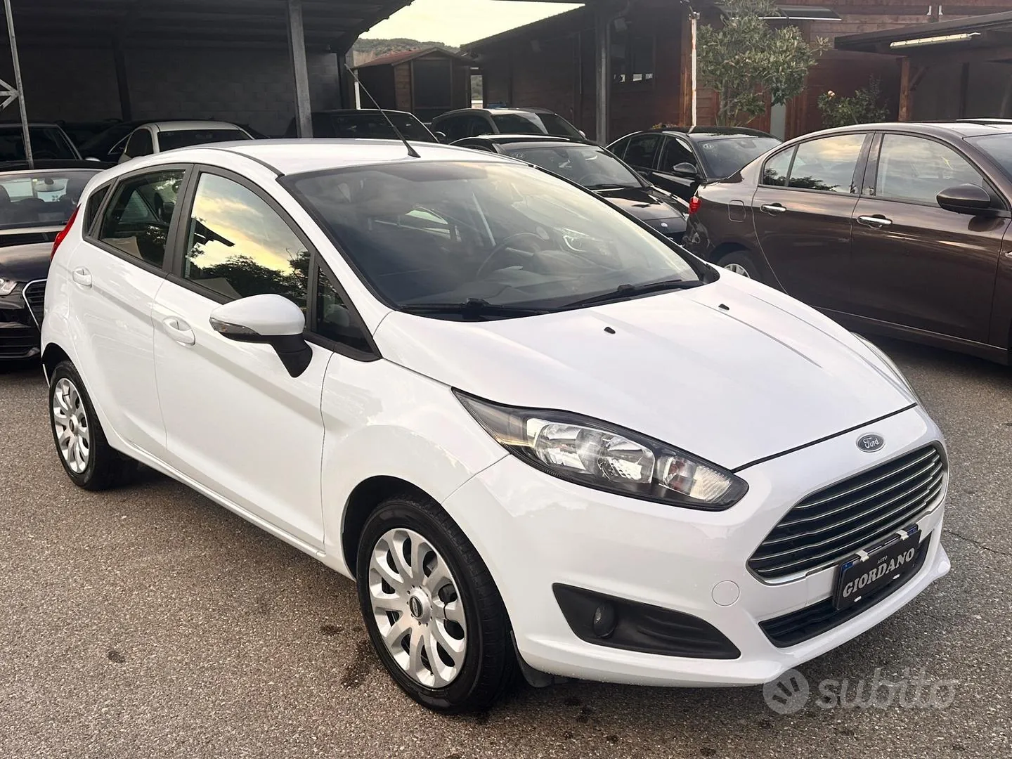 Ford Fiesta 2015 photo 3
