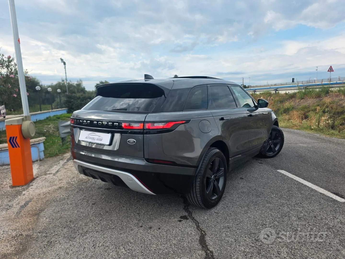 Land Rover Range Rover Velar 2019 photo 5