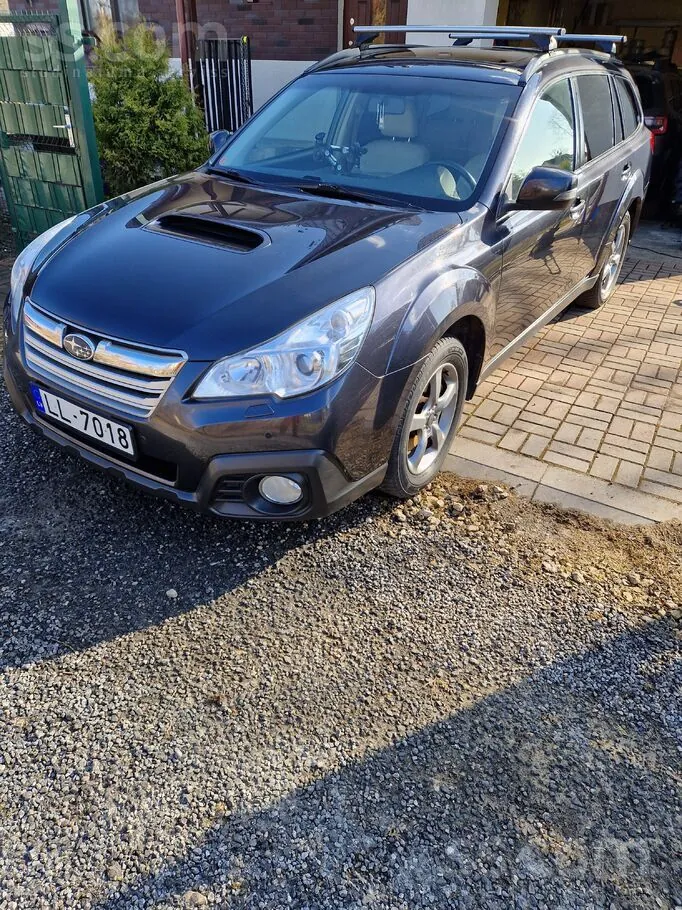 Subaru Outback 2014 photo 4