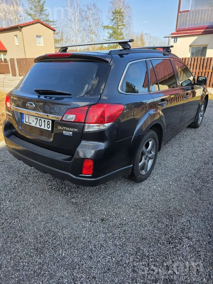 Subaru Outback 2014 photo 3