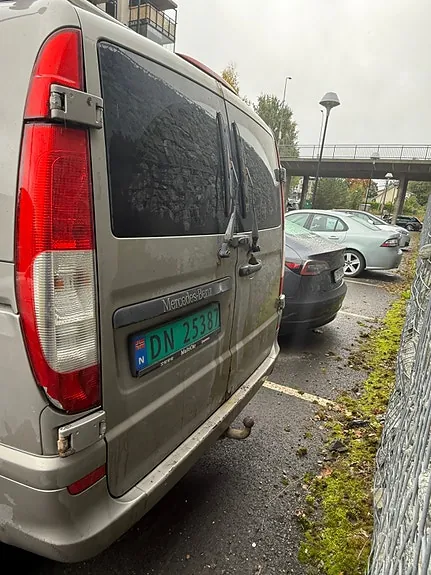 Mercedes-Benz Vito 115 2009 photo 2