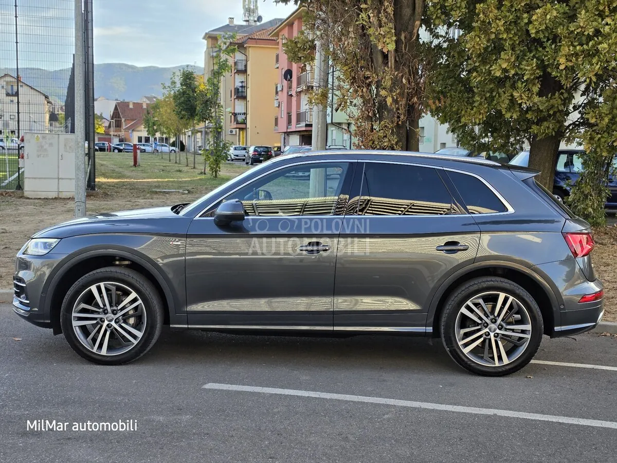 Audi Q5 2017 photo 2