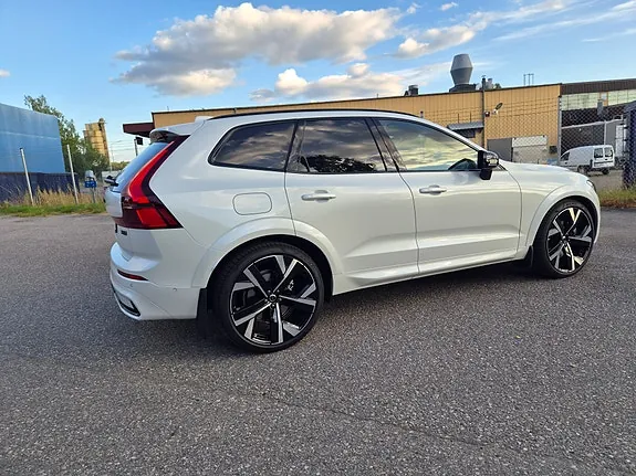 Volvo Xc60 2027 photo 3