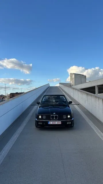 BMW E30