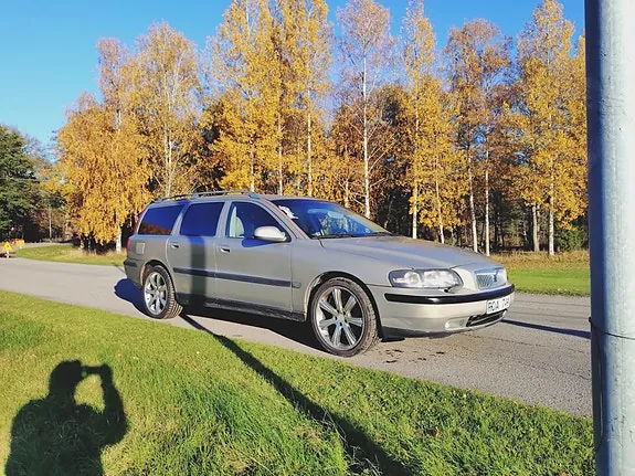 Volvo V70 2000 photo 2