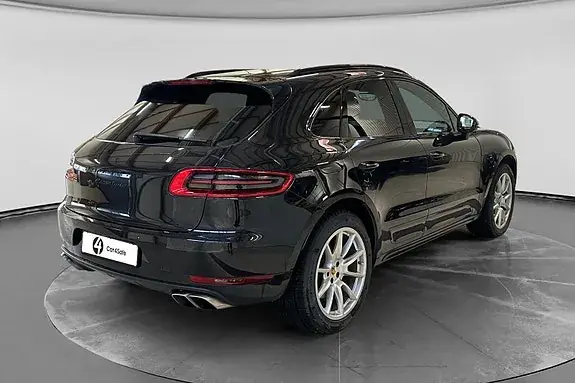 Porsche Macan Turbo 2015 photo 5