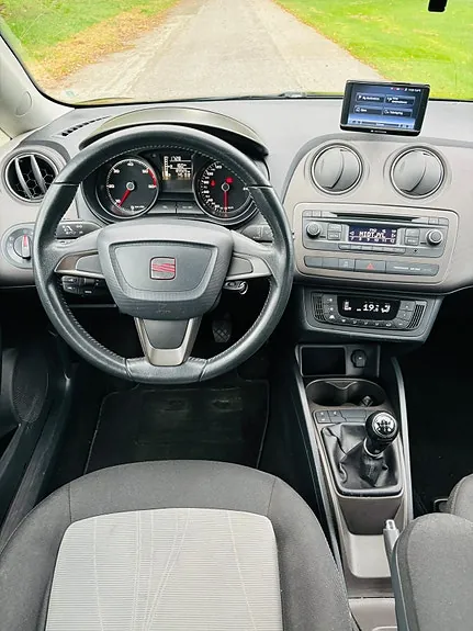 Seat Ibiza 2013 photo 5