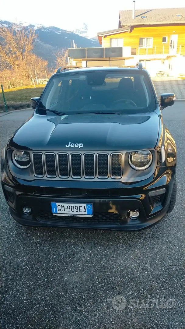 Jeep Renegade 2023 photo 3