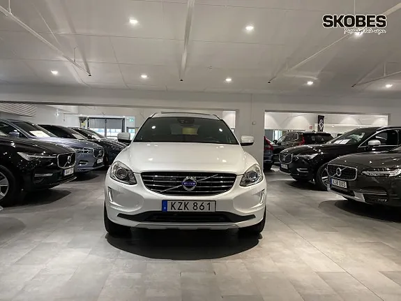 Volvo Xc60 2017 photo 2