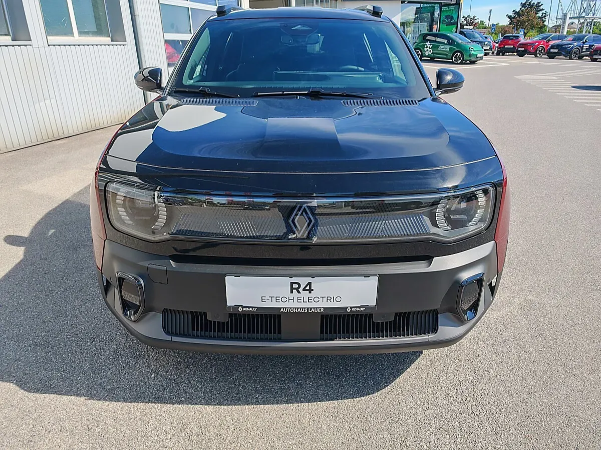 Renault R4 photo 2