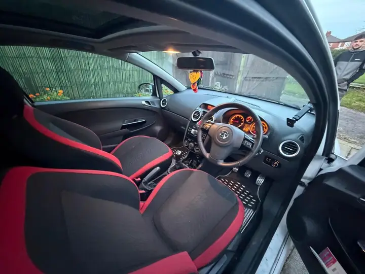 Vauxhall Corsa 2014 photo 3