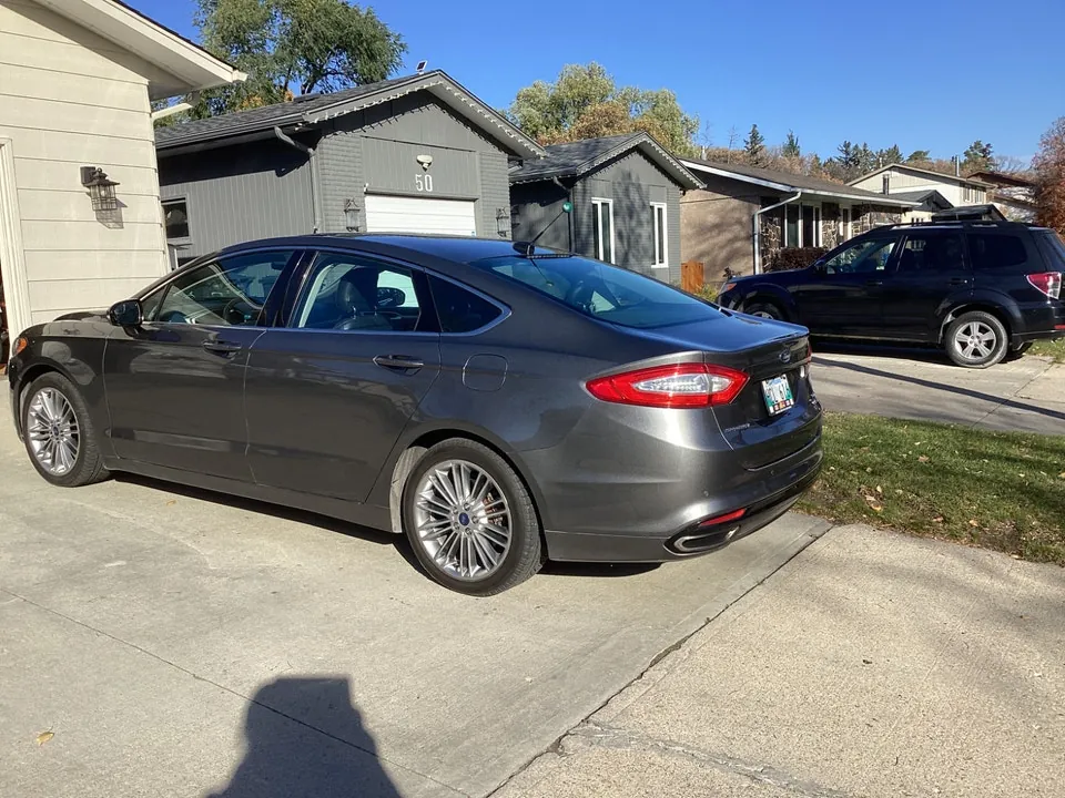 Ford Fusion 2013 photo 3