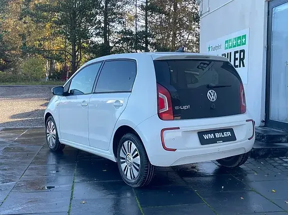 Volkswagen E-Up! 2015 photo 4