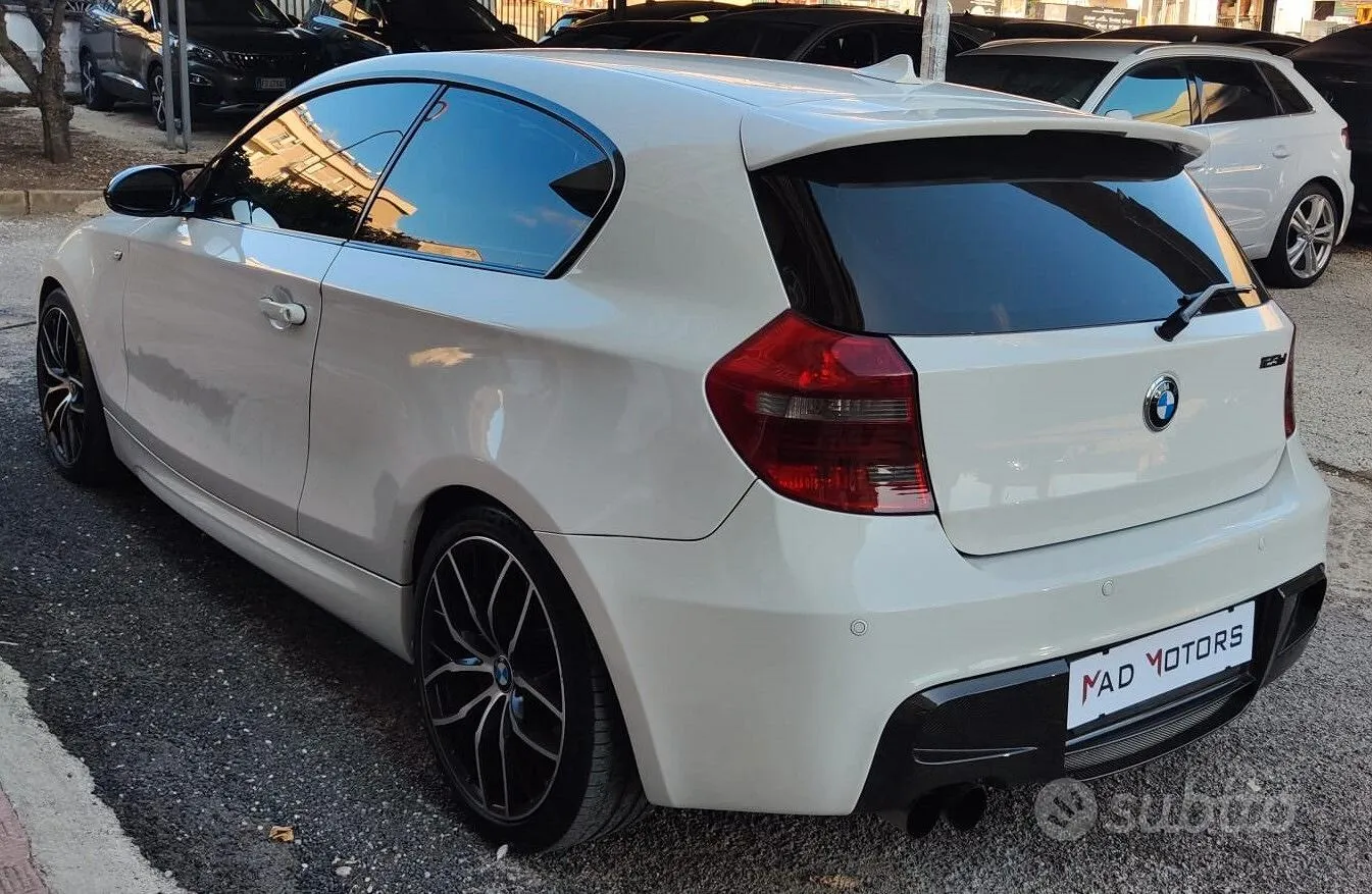 BMW 123D Biturbo 2009 photo 4