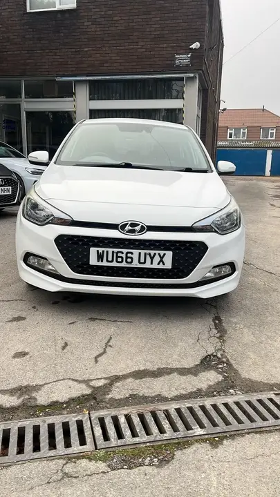 Hyundai I20