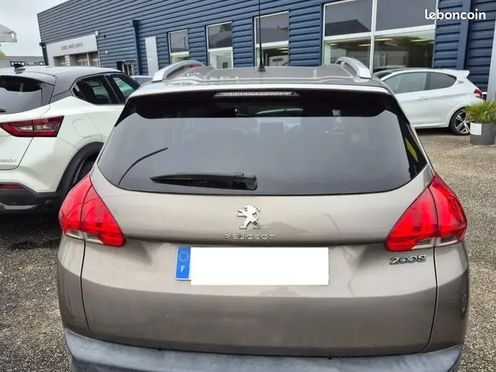 Peugeot 2008 2015 photo 2