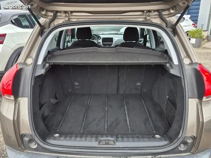 Peugeot 2008 2015 photo 3