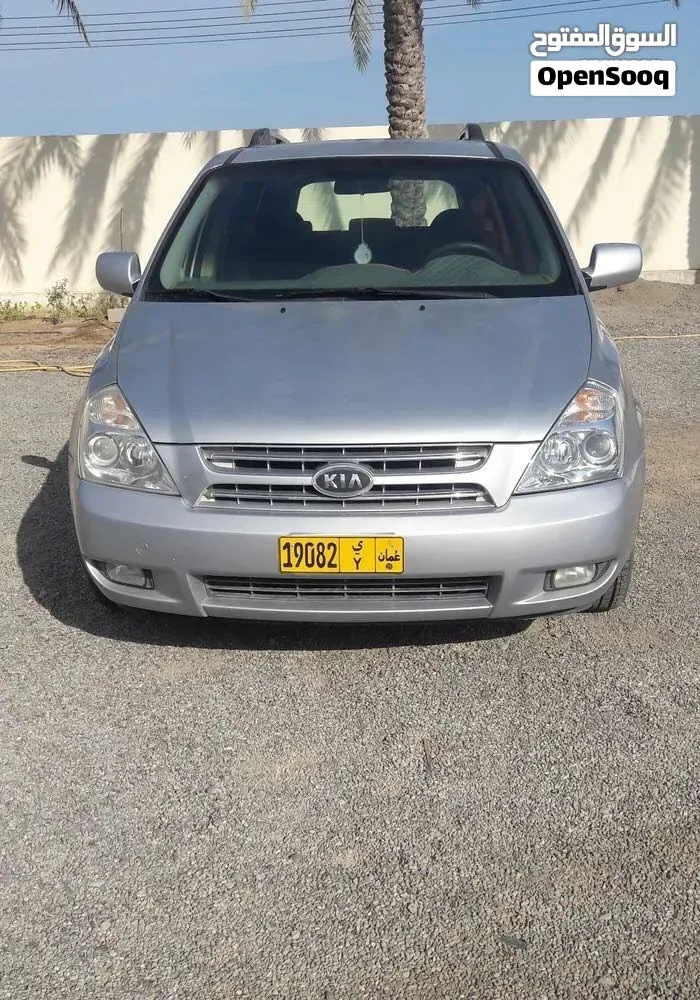 Kia Carnival 2009 photo 5