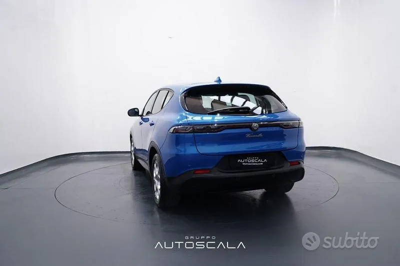 Alfa Romeo Tonale 2023 photo 4