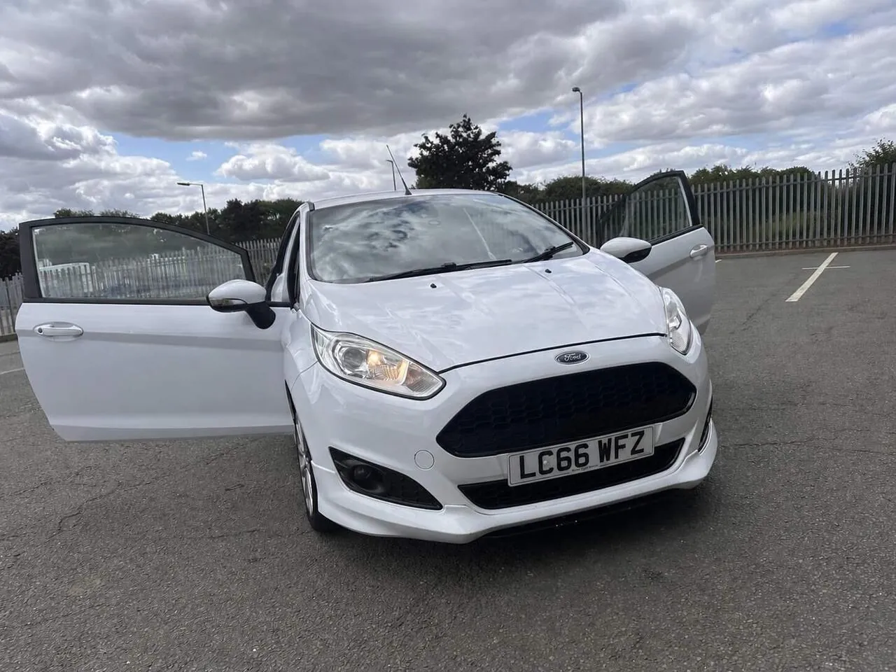 Ford Fiesta Van