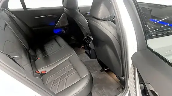 BMW 530E 2026 photo 5