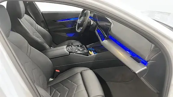 BMW 530E 2026 photo 3
