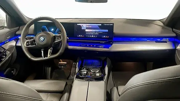 BMW 530E 2026 photo 4