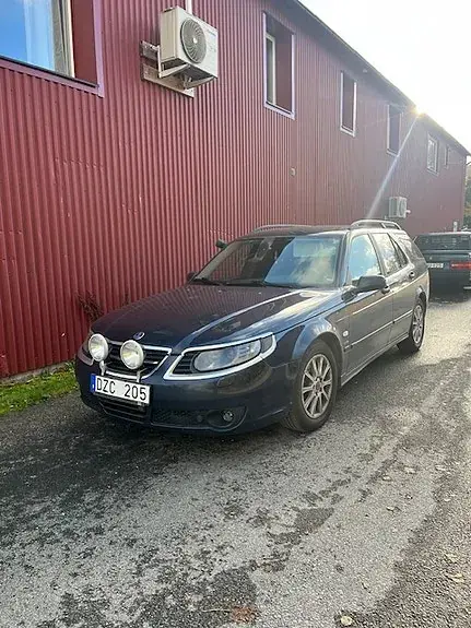 Saab 9-5 2009 photo 2