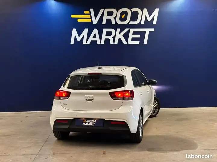 Kia Rio 2022 photo 3