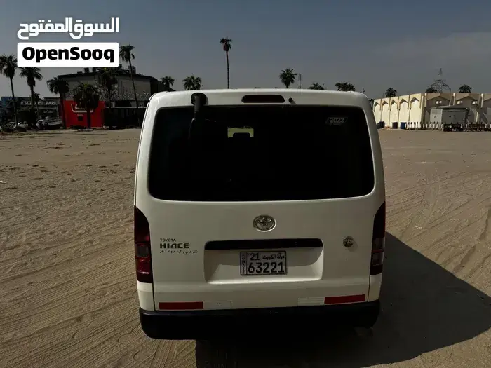 Toyota Hiace 2022 photo 3
