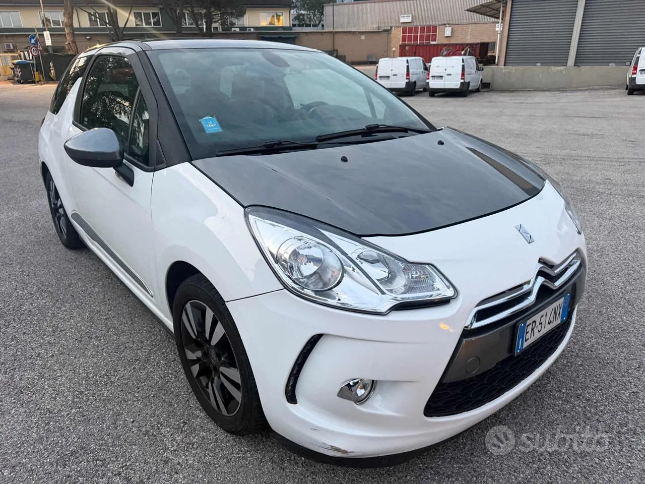 DS Automobiles Ds 3 2013 photo 3