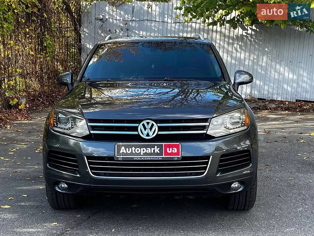 Volkswagen Touareg 2012 photo 2